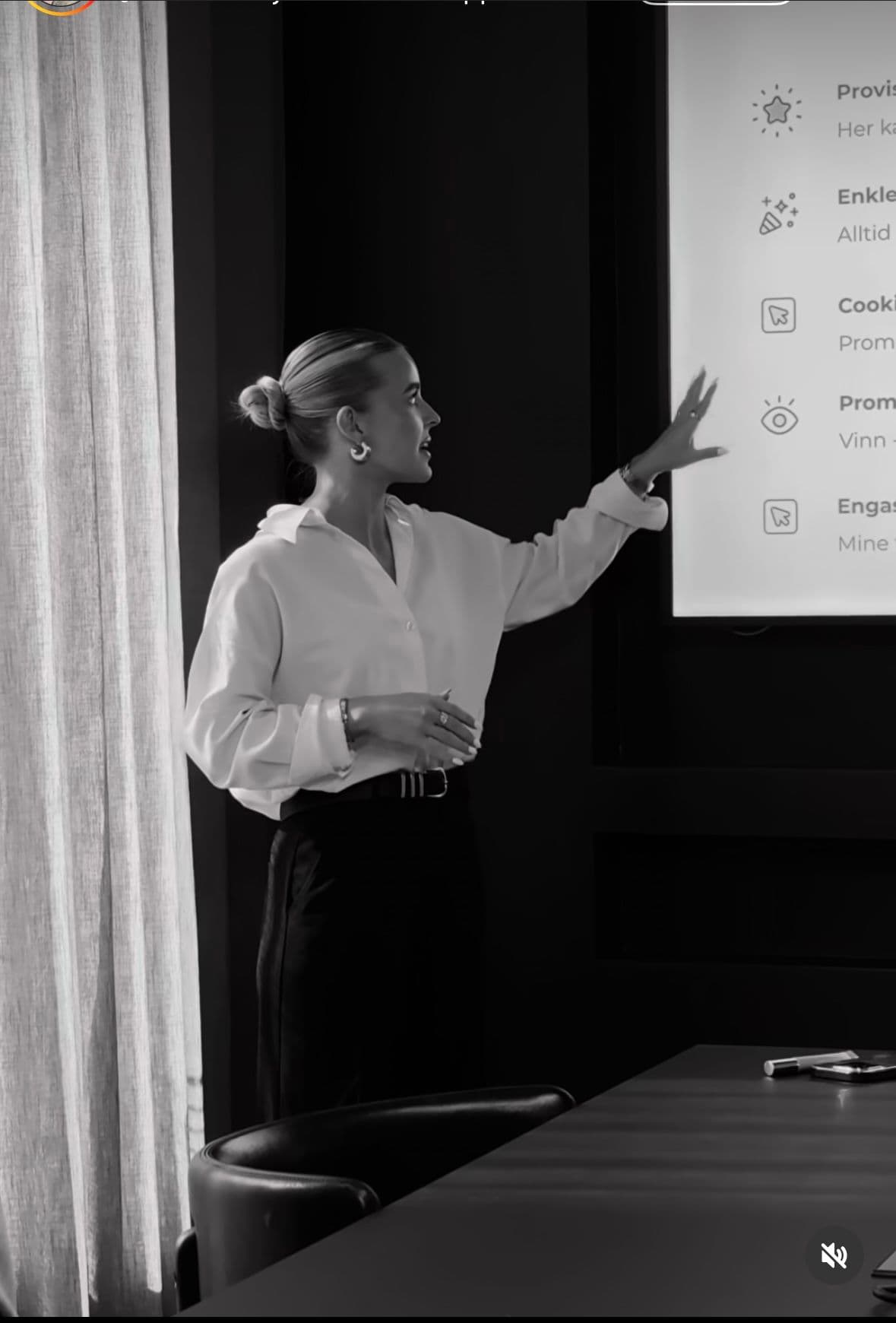 Global Communication Hub